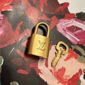 Louis Vuitton LV 100% Authentic Brass Lock and Key #308